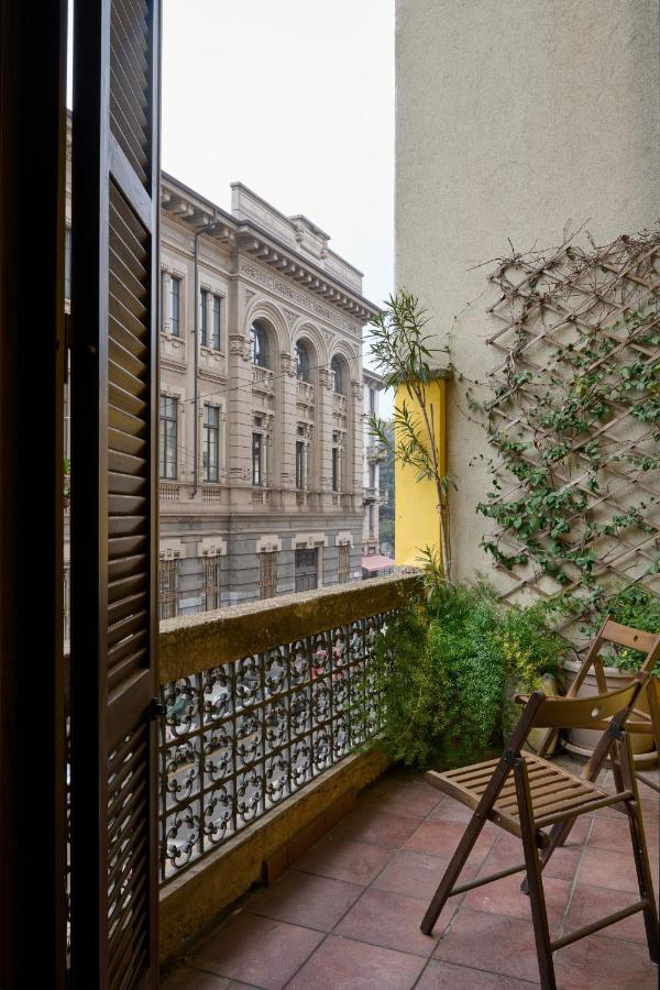 Artist Nadia'S Apartment In Porta Vercellina Milano Ngoại thất bức ảnh