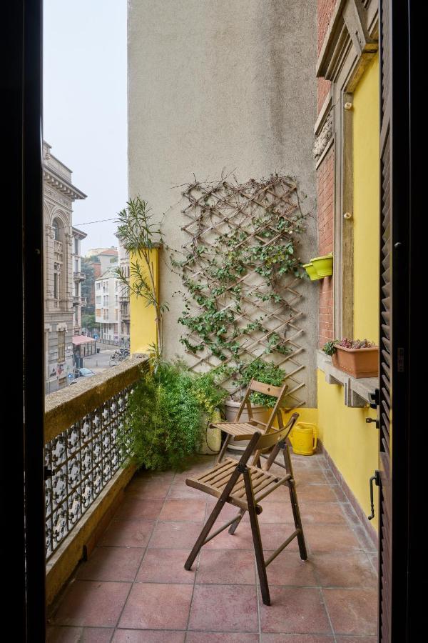 Artist Nadia'S Apartment In Porta Vercellina Milano Ngoại thất bức ảnh